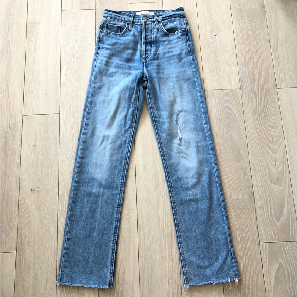 Aritzia Denim Forum The Arlo High Rise Straight Jeans Light Wash Size 23